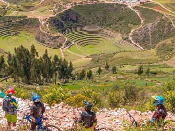 Destino Turísticos Perú: Agencia de Viajes, Operadora de turismo Perú: Tour, Excusiones, Hoteles, Paseos, vuelos aéreos, buses, paquetes turísticos.